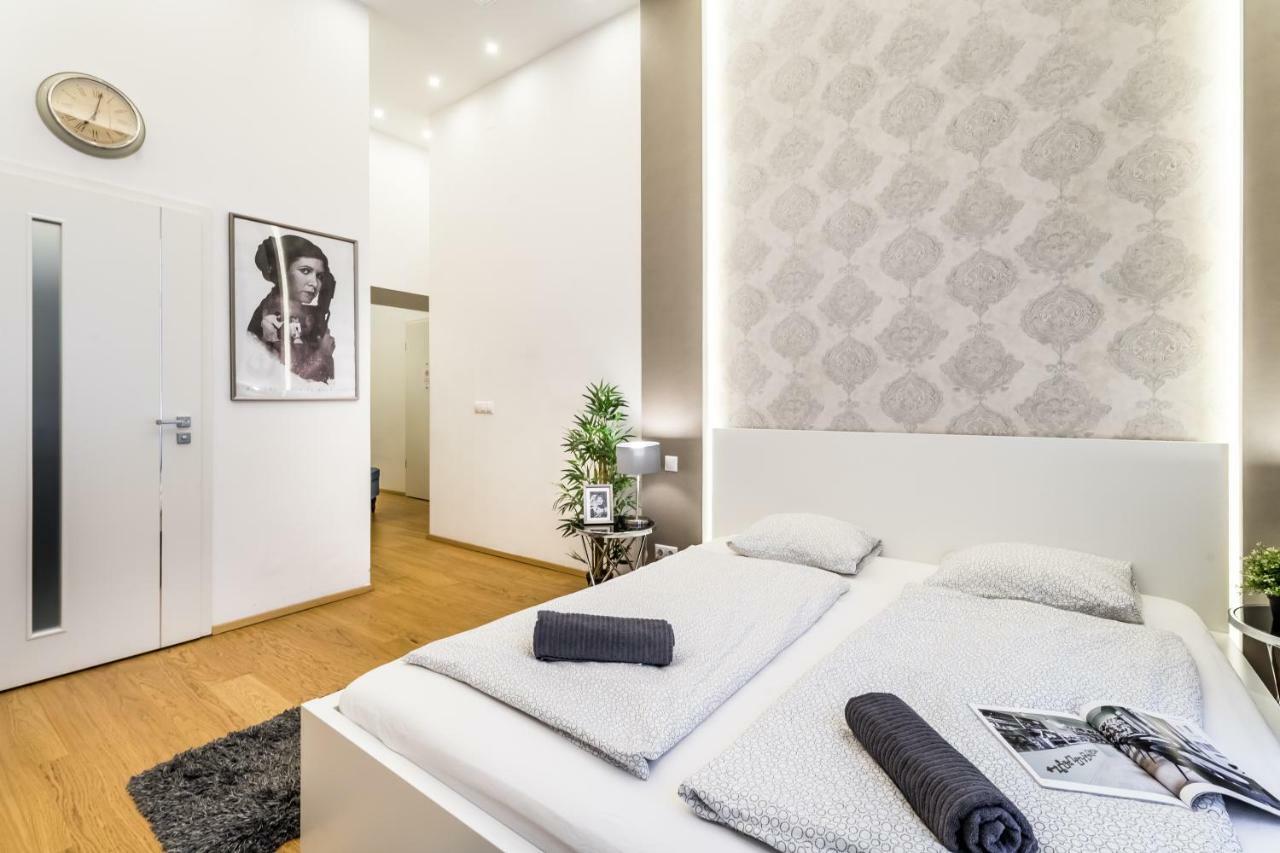 Hello Downtown Apartment - Movie Βουδαπέστη Εξωτερικό φωτογραφία