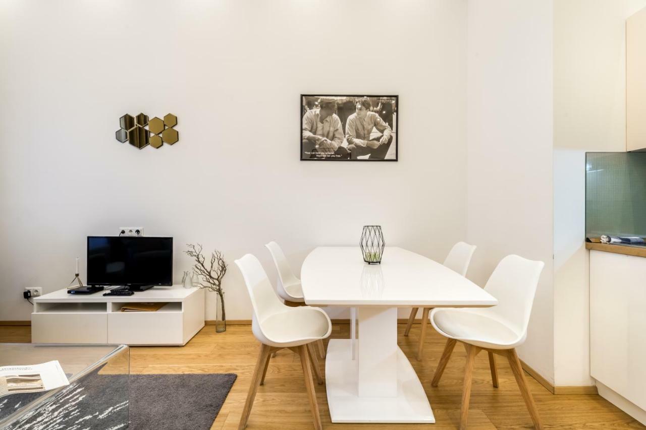 Hello Downtown Apartment - Movie Βουδαπέστη Εξωτερικό φωτογραφία