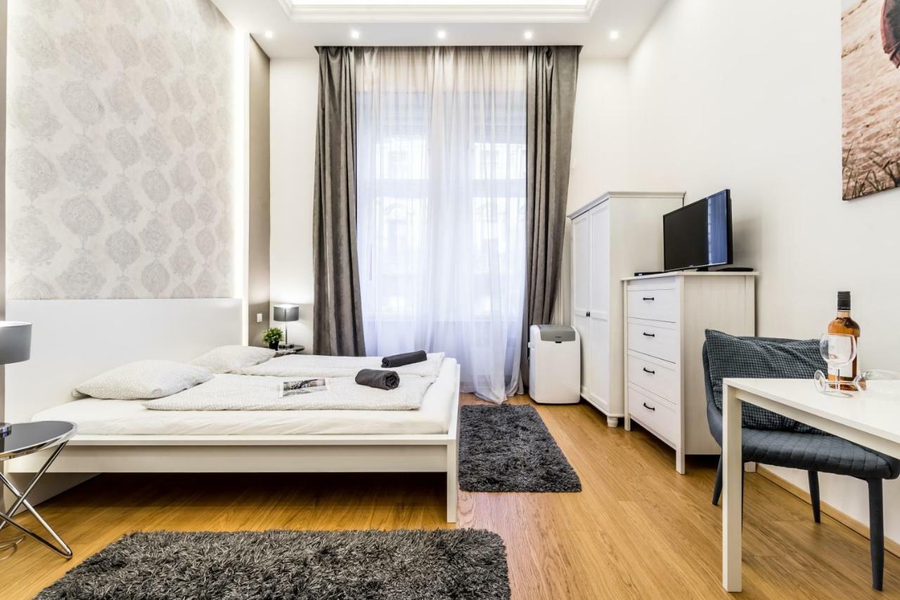 Hello Downtown Apartment - Movie Βουδαπέστη Εξωτερικό φωτογραφία
