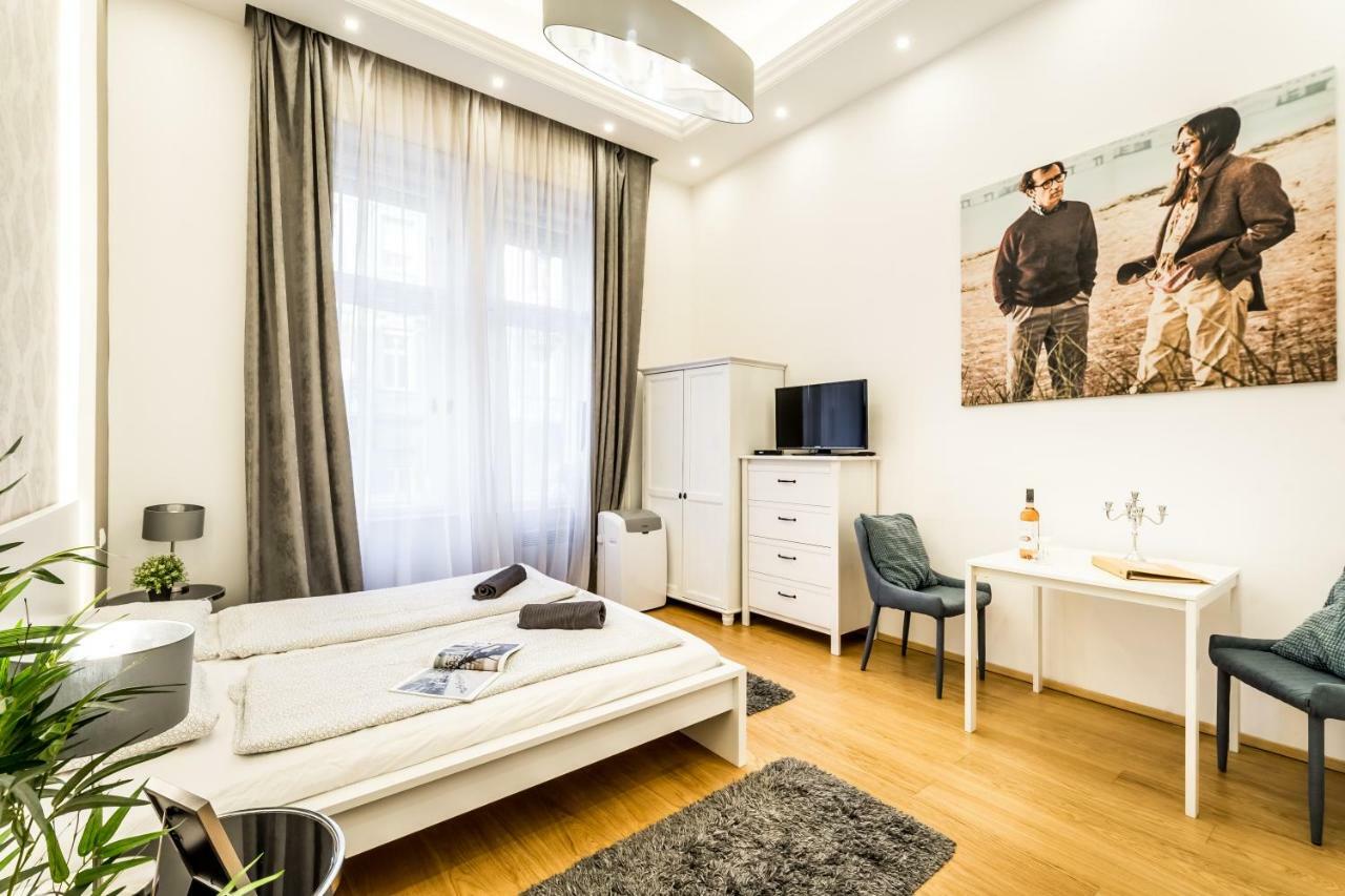 Hello Downtown Apartment - Movie Βουδαπέστη Εξωτερικό φωτογραφία