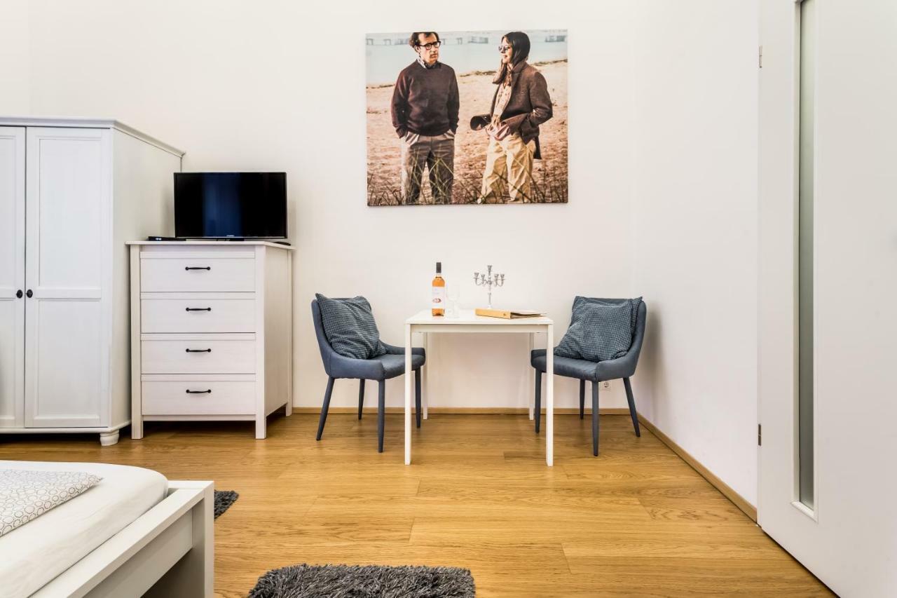 Hello Downtown Apartment - Movie Βουδαπέστη Εξωτερικό φωτογραφία