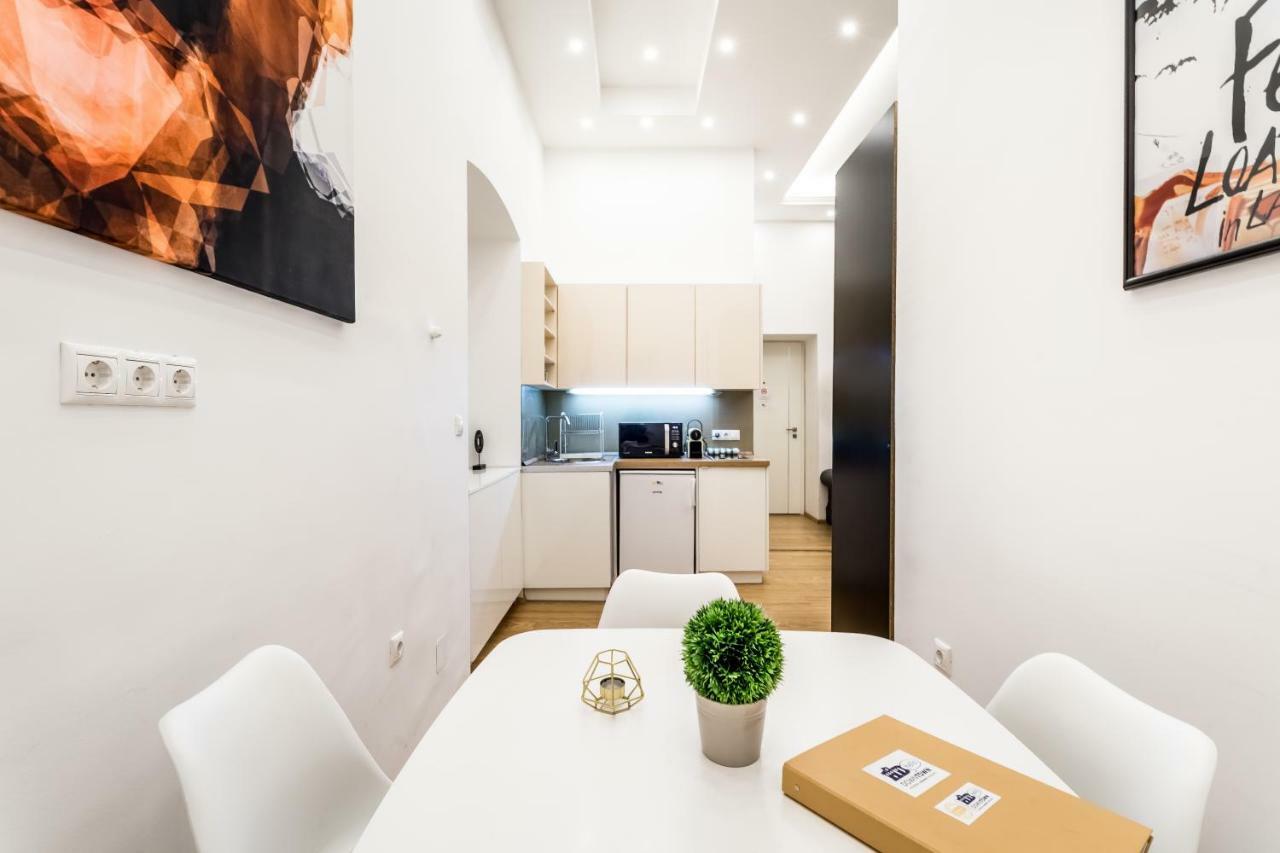 Hello Downtown Apartment - Movie Βουδαπέστη Εξωτερικό φωτογραφία