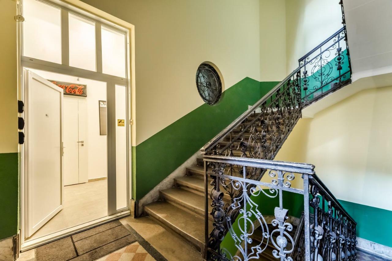 Hello Downtown Apartment - Movie Βουδαπέστη Εξωτερικό φωτογραφία